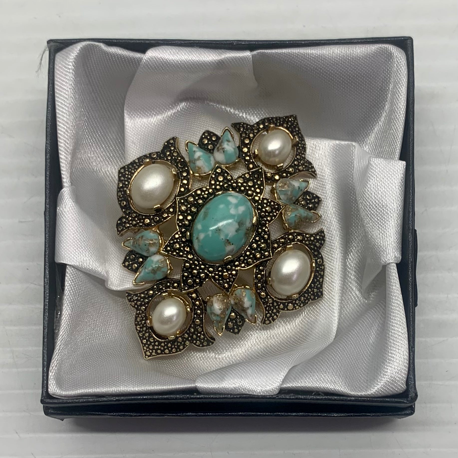 1968 Collector Sarah Coventry Brooch