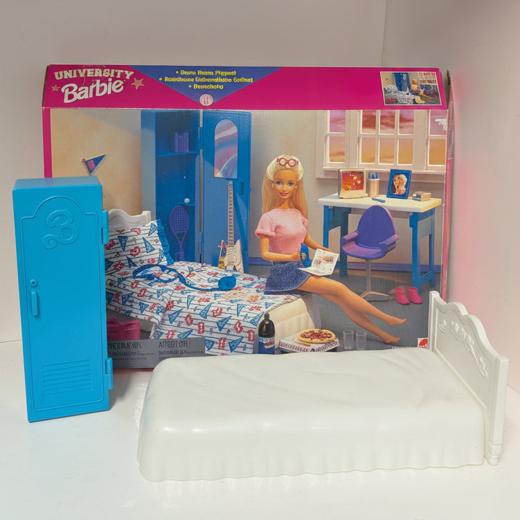 1998 University Barbie Dorm Room Playset