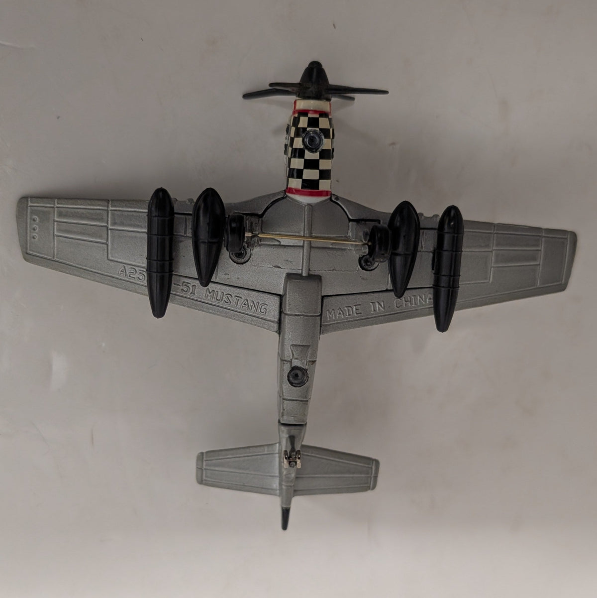 Diecast WWII P-51 Mustang Plane