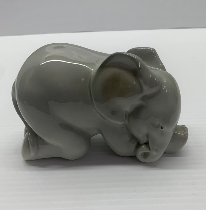 USSR Lomonsov Russian Porcelain Elephant