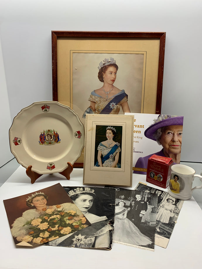 Queen Elizabeth Collection [Countdown Auction]