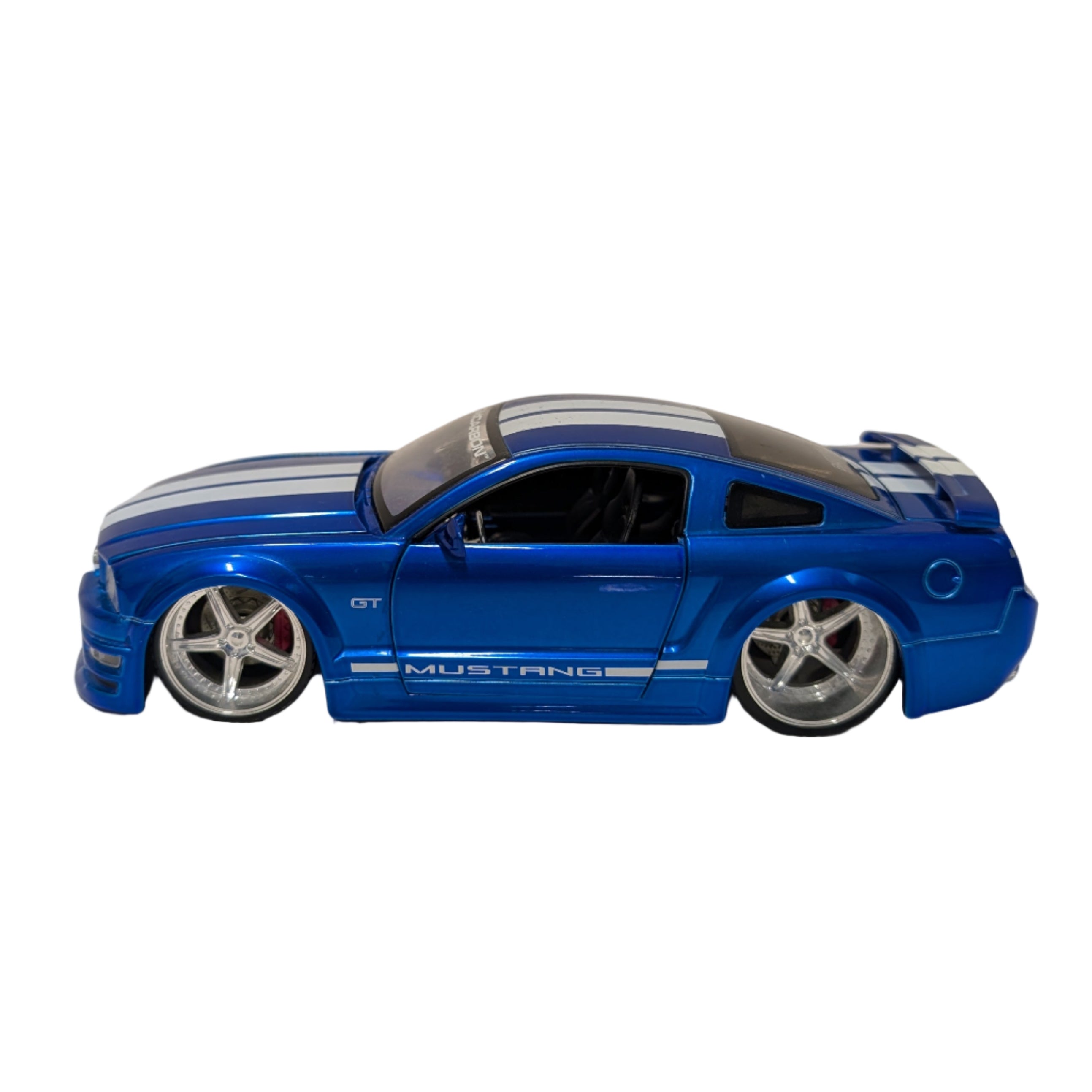 Jada Toys 2005 Mustang GT - 1:24 Scale Die-Cast Model Car