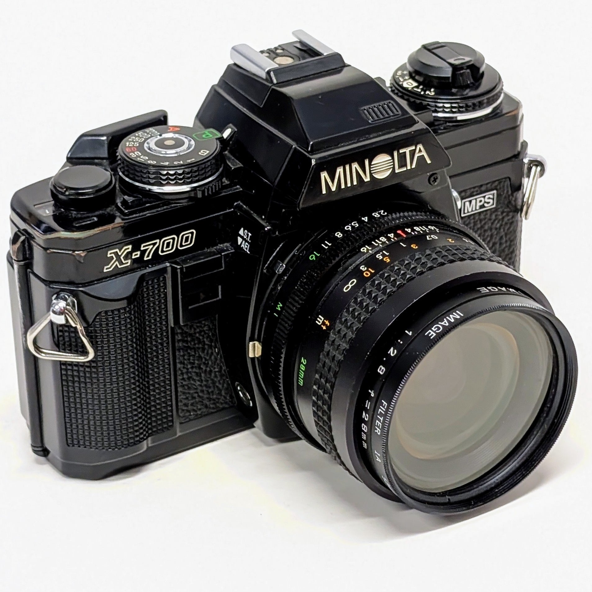 Minolta X700 35mm SLR Camera Kit