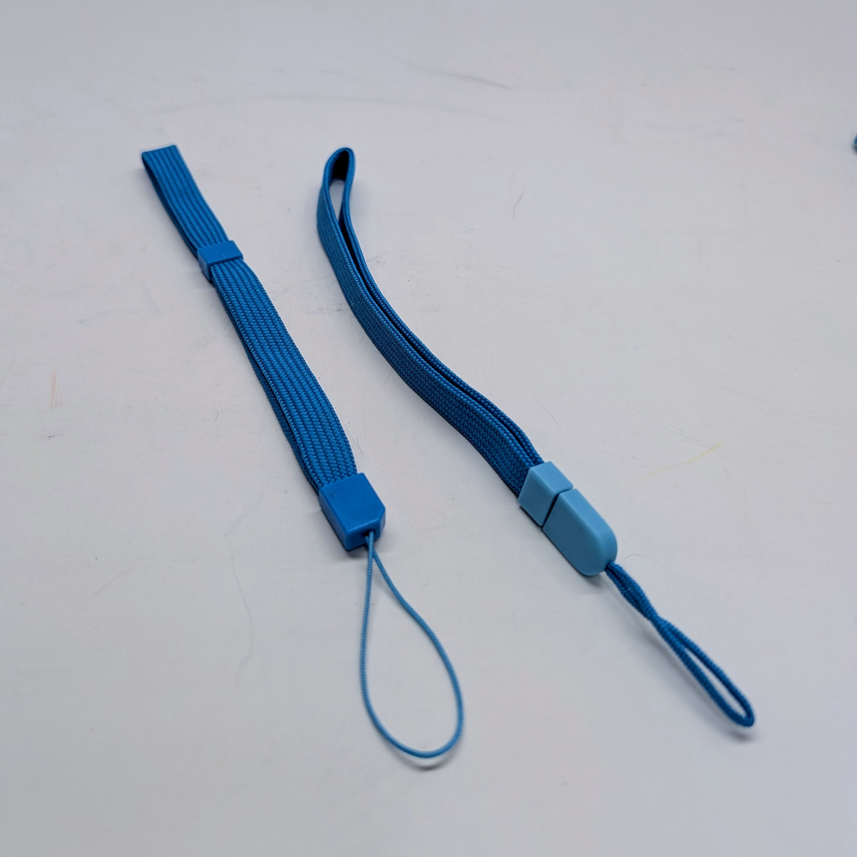 Official Nintendo Wii Remote Controller Strap - Blue