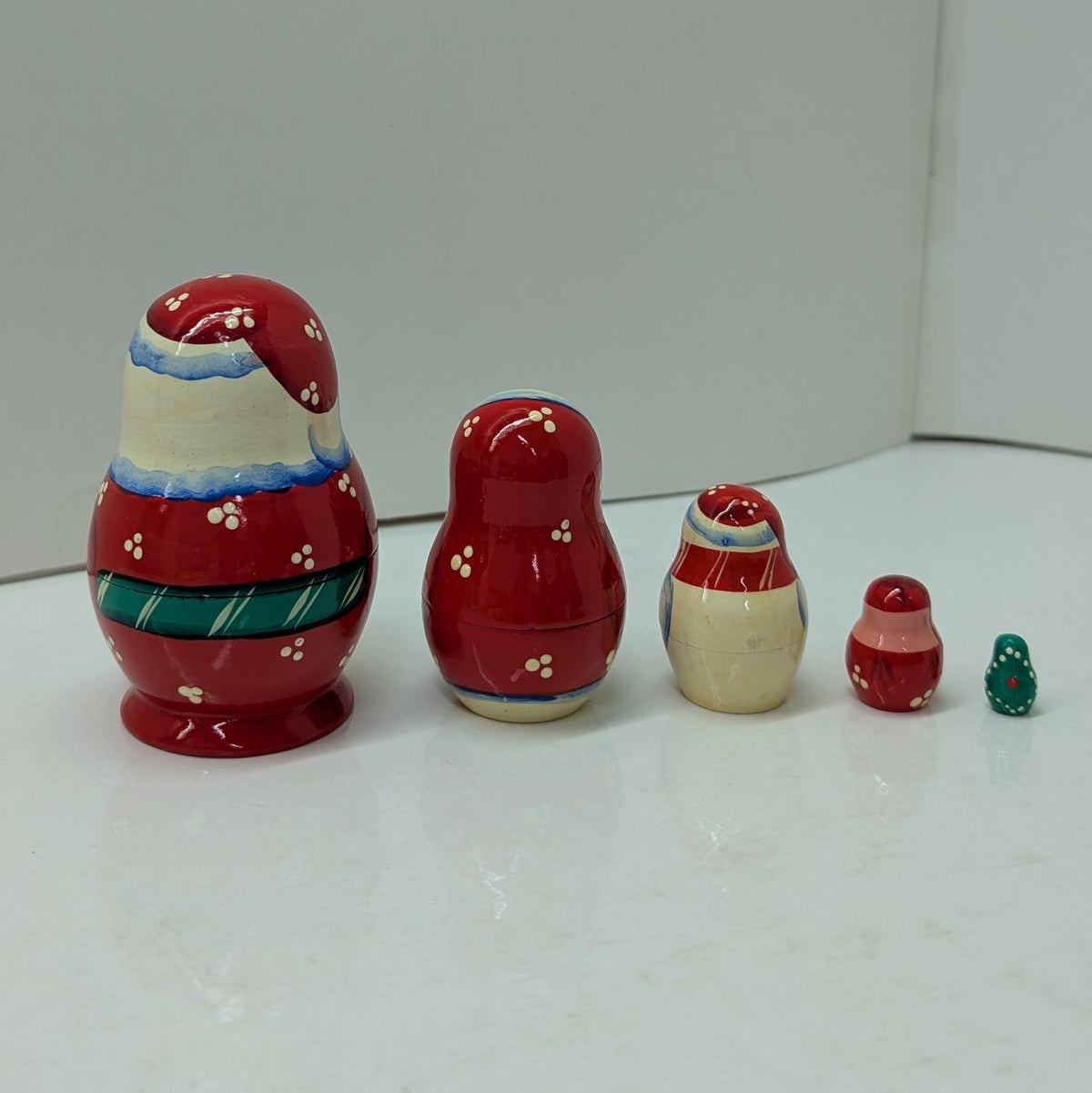 Russian Matryoshka Doll – Christmas Set of Five