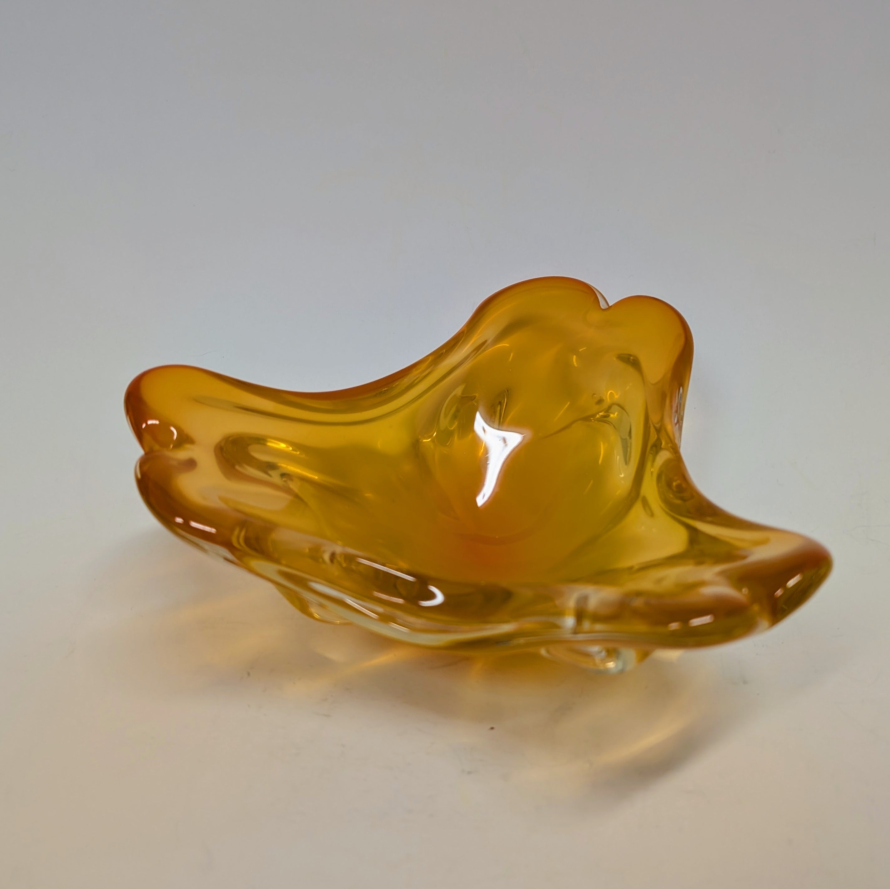 Vintage_Murano_Glass_Centerpiece_Bowl_Orange_Sommerso_technique