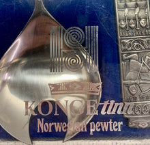 Load image into Gallery viewer, Konge Tinn Spoons &amp; Bottle Opener
