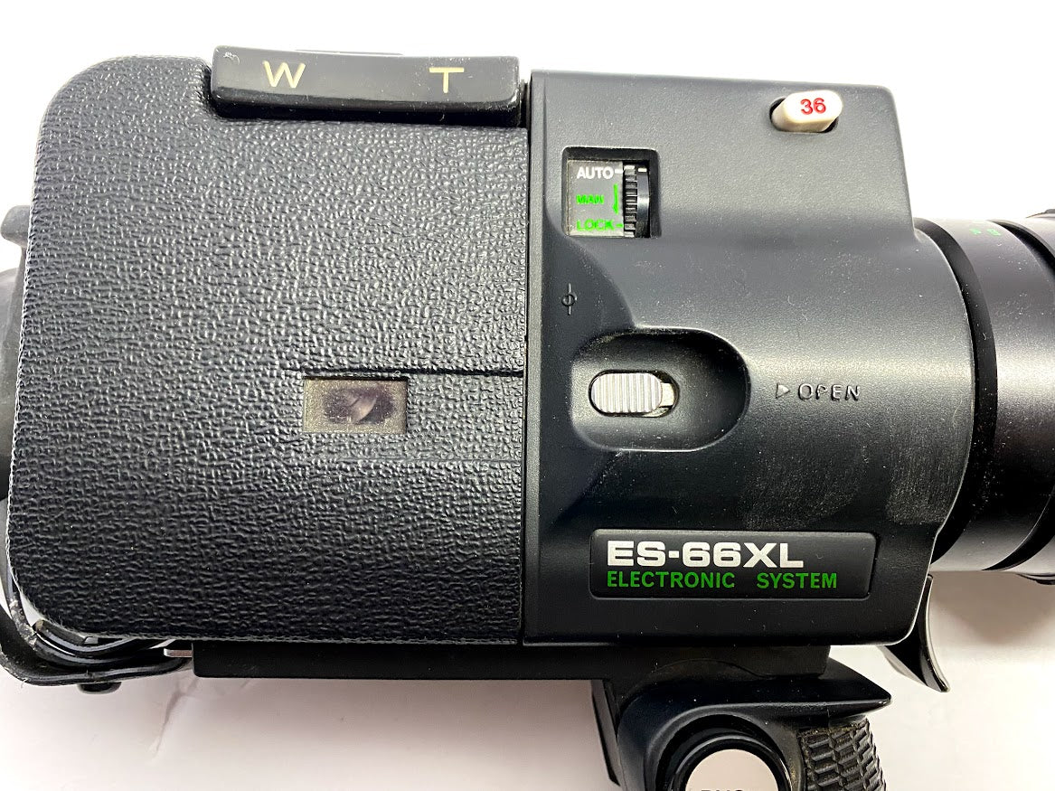 Caméra Super 8 type EM-60XL de marque Sankyo