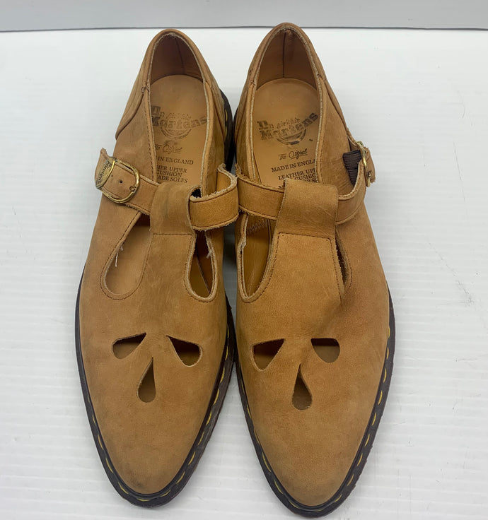 Dr. Martens shoes (size 7)