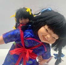Load image into Gallery viewer, Hong Kong Passport Doll Mother and Daughter
